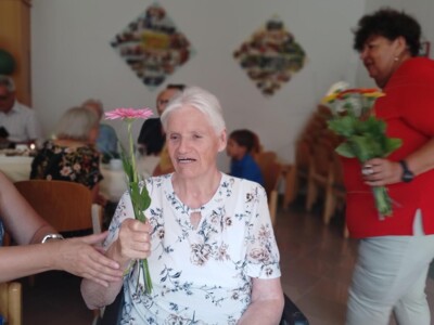 Theresia Cencits (81)