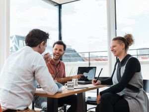 Das Coworking-Center in der Augartenstraße bietet Raum für Meetings und gemeinsames Brainstorming. 