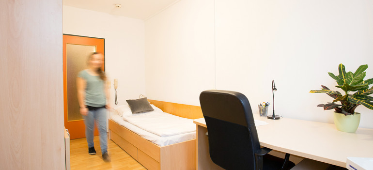 Einbettzimmer im ÖJAB-Haus Steiermark.