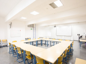 Lecture room at the ÖJAB-Haus Mödling.