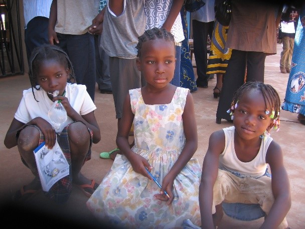 Gruppe von Mädchen in Burkina Faso