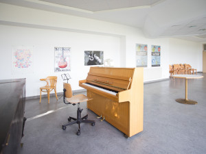 Music room at the ÖJAB-Haus Donaufeld.