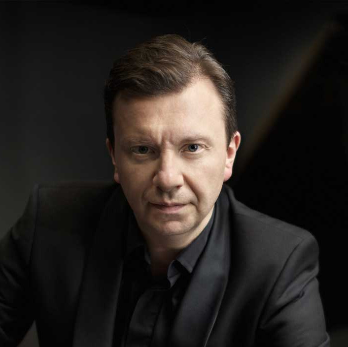 Univ.-Prof. MA Evgeny Sinaiski