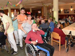 Faschingsfest mit BewohnerInnen und MitarbeiterInnen im ÖJAB-Haus St.Franziskus in Güssing.