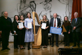 Teilnehmer des ÖJAB-Musikwettbewerbs 2015 am Klavier.