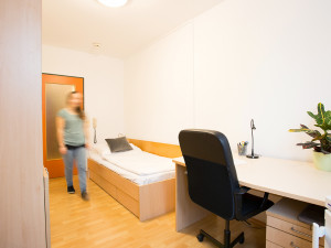 Einbettzimmer im ÖJAB-Haus Steiermark.