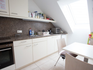 Communal kitchen at the ÖJAB-Haus Graz.