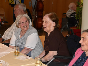 Die BewohnerInnen sagen kräftig mit. 