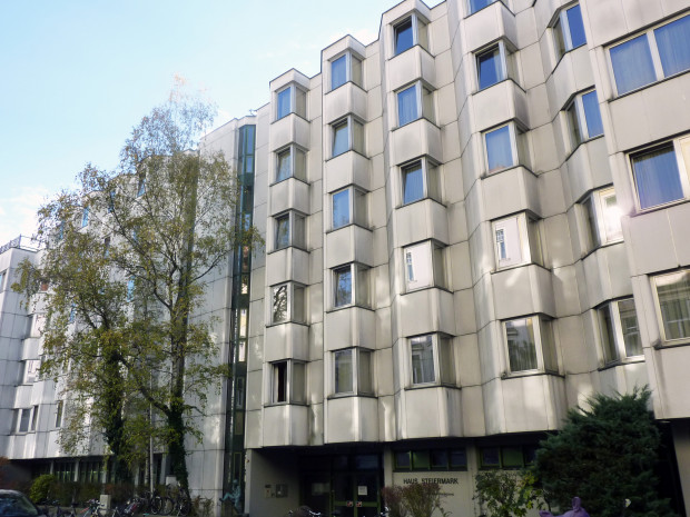 Outdoor shot of the ÖJAB-Haus Steiermark.