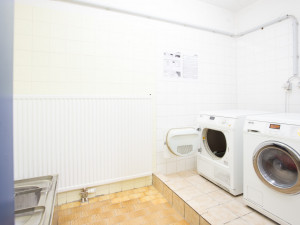 Laundry room of the ÖJAB-Haus Mödling.