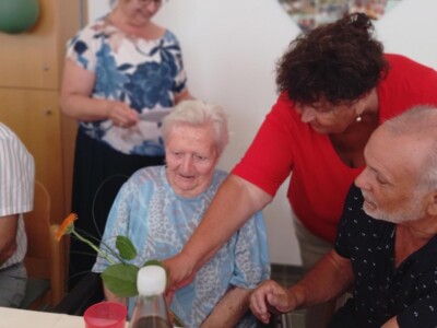 Anna Richter (89)