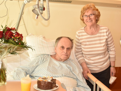 Portraitfoto Anton Gratzer (83) mit seiner Gattin.