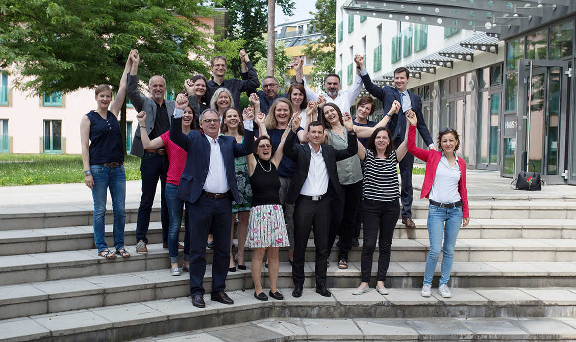 Gruppenbild von Menschen, die in der ÖJAB arbeiten.