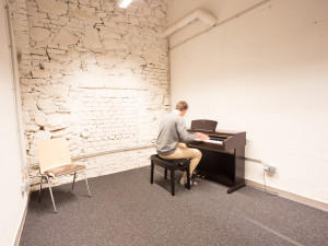 Music practice room of the ÖJAB-Haus Graz.