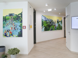 Foyer of the house with art pieces from Brigit Schweiger.