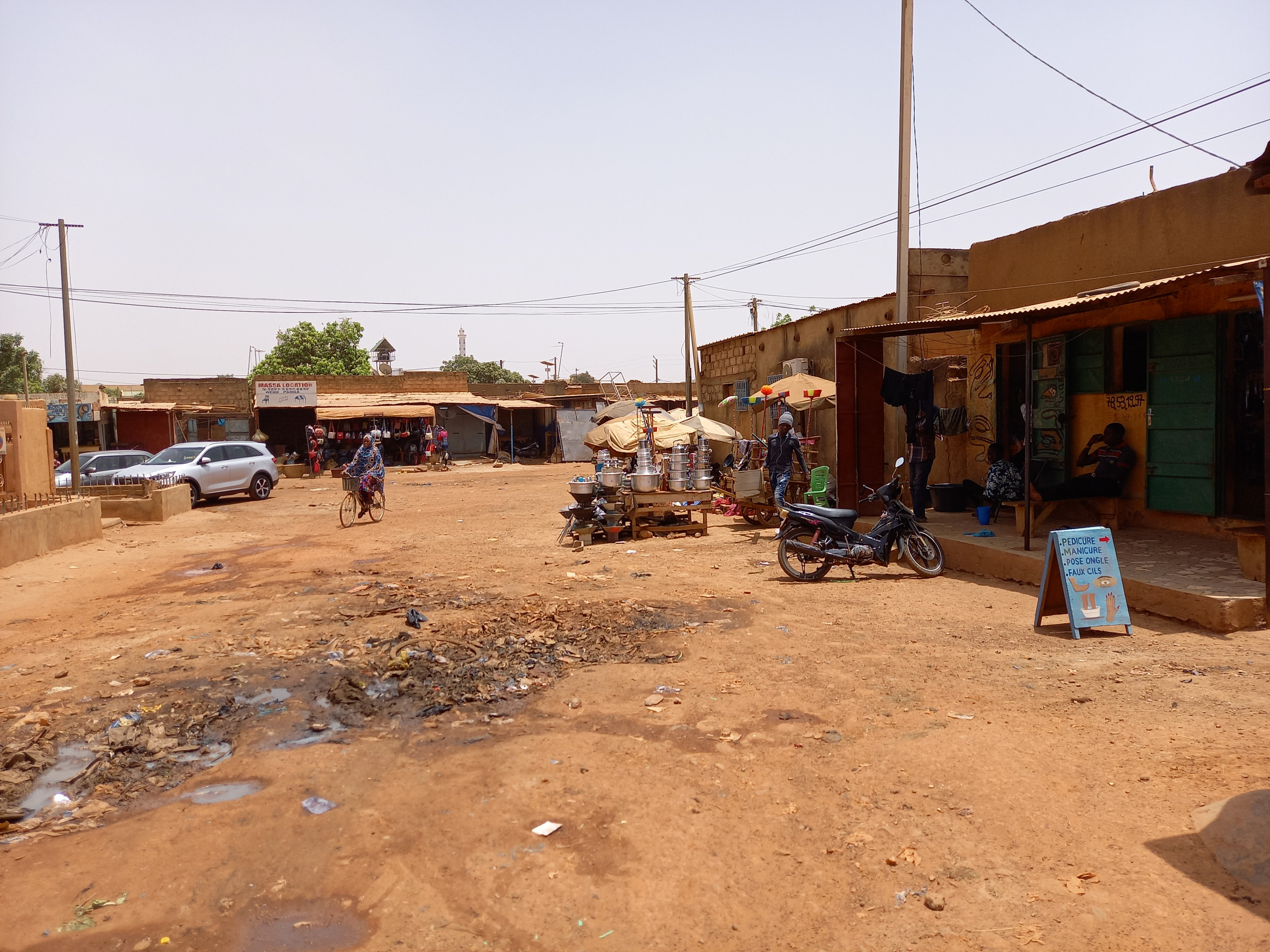 Straßenszene in Ouagadougou, der Hauptstadt Burkina Fasos.