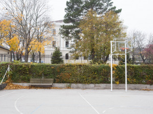 Basketballplatz des ÖJAB-Hauses Mödling.