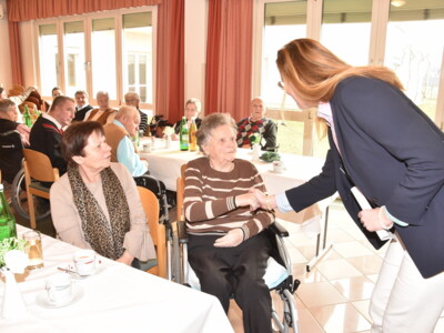 Marianne Polzer (86)