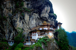 Die bhuddistische Heilgenstätte Tiger's Nest (Paro Taktsang) Nahe der Stadt Paro im Westen von Bhutan.