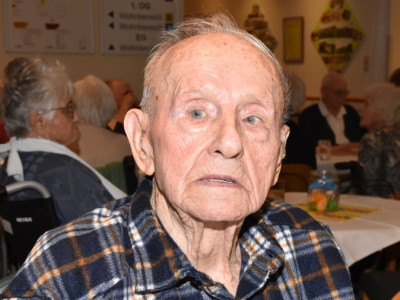 Josef Kalman (92)