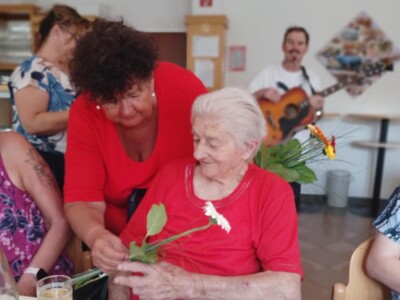 Rosa Milisics (91)