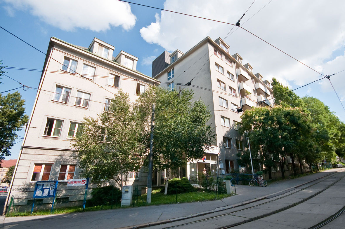 Außenaufnahme des ÖJAB-Hauses Neumargareten.