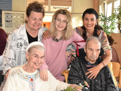 Alfred Pelzmann (84) mit Familie