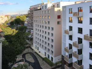 Outdoor view of the low priced student housing in the 12th district of Vienna.