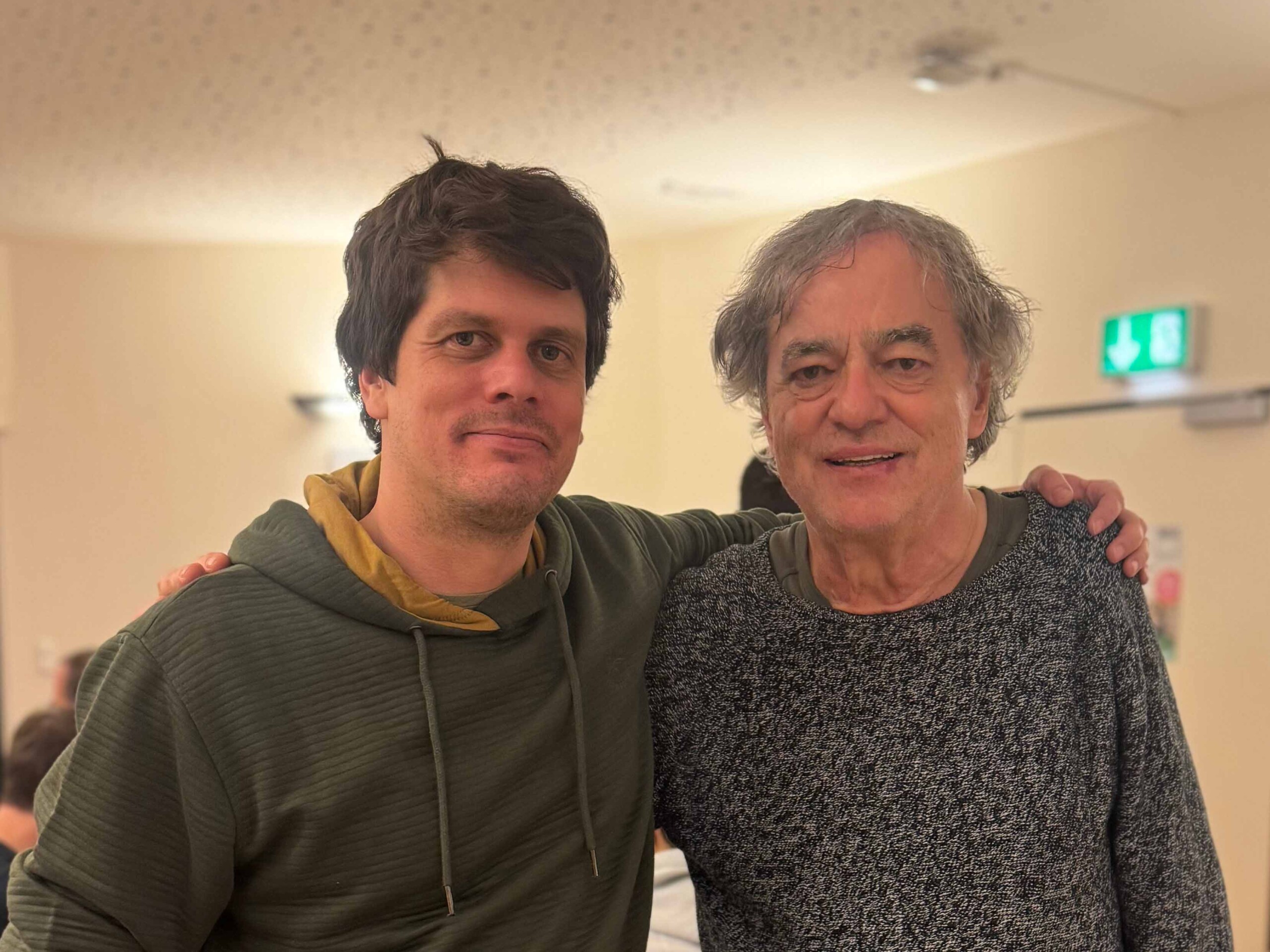 Aktueller Heimleiter Matthias Farfeleder (links) neben ehemaligem Heimleiter Erich Tschockl.